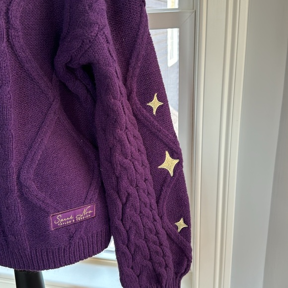 Taylor Swift speak now Taylor’s version sweater - Picture 2 of 4
